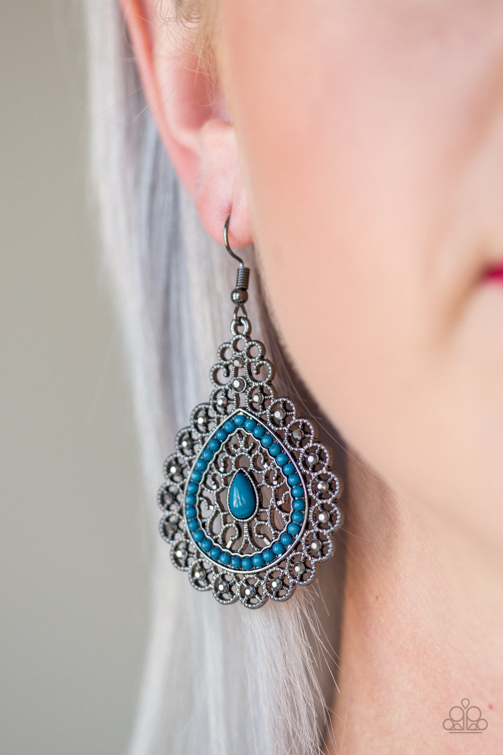 Paparazzi Carnival Courtesan Blue Earring