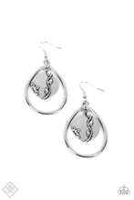 Load image into Gallery viewer, Paparazzi Artisan Refuge Silver Earring (Simply Santa Fe May 2022)
