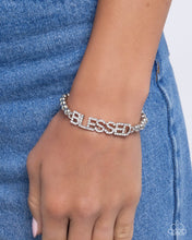 Load image into Gallery viewer, PRE-ORDER - Paparazzi Blessed Bounty White Bracelet
