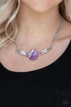 Load image into Gallery viewer, Paparazzi Way To Make An Entrance Purple Necklace
