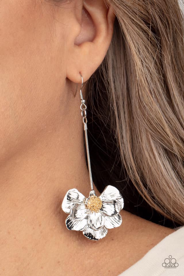 Paparazzi Oh SNAPDRAGONS! Silver Earrings