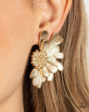 Load image into Gallery viewer, Paparazzi Farmstead Meadow - Gold Earrings
