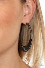 Load image into Gallery viewer, Paparazzi Artisan Attitude Black Earrings
