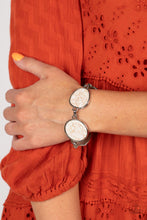 Load image into Gallery viewer, Paparazzi Santa Fe Flats White Necklace/Flat Out Frontier Bracelet
