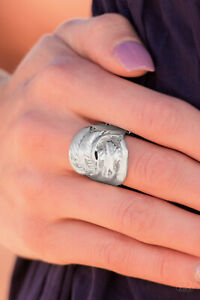 Paparazzi Feathers Will Fly Silver Ring